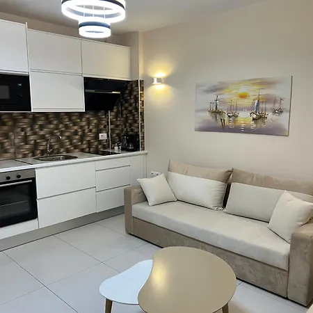 Luxury * Sarandë