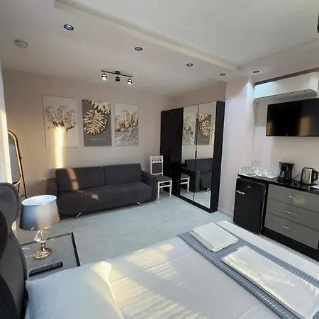 Luxury * Saranda