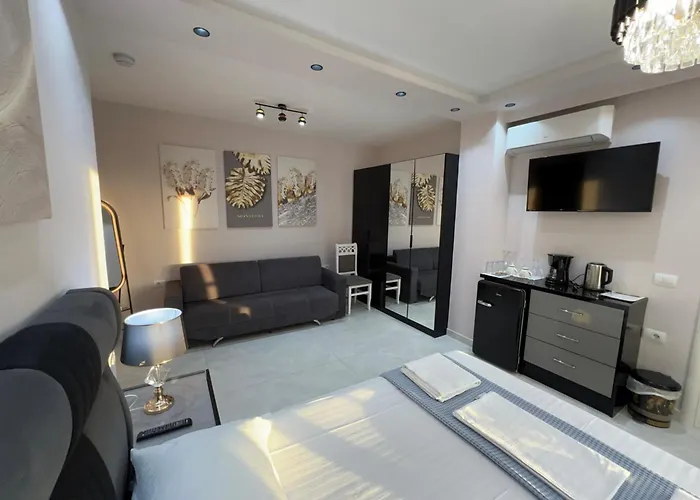 Luxury * Sarande